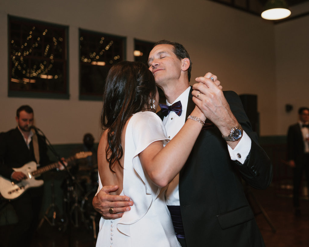 Bride and her father share a dance 