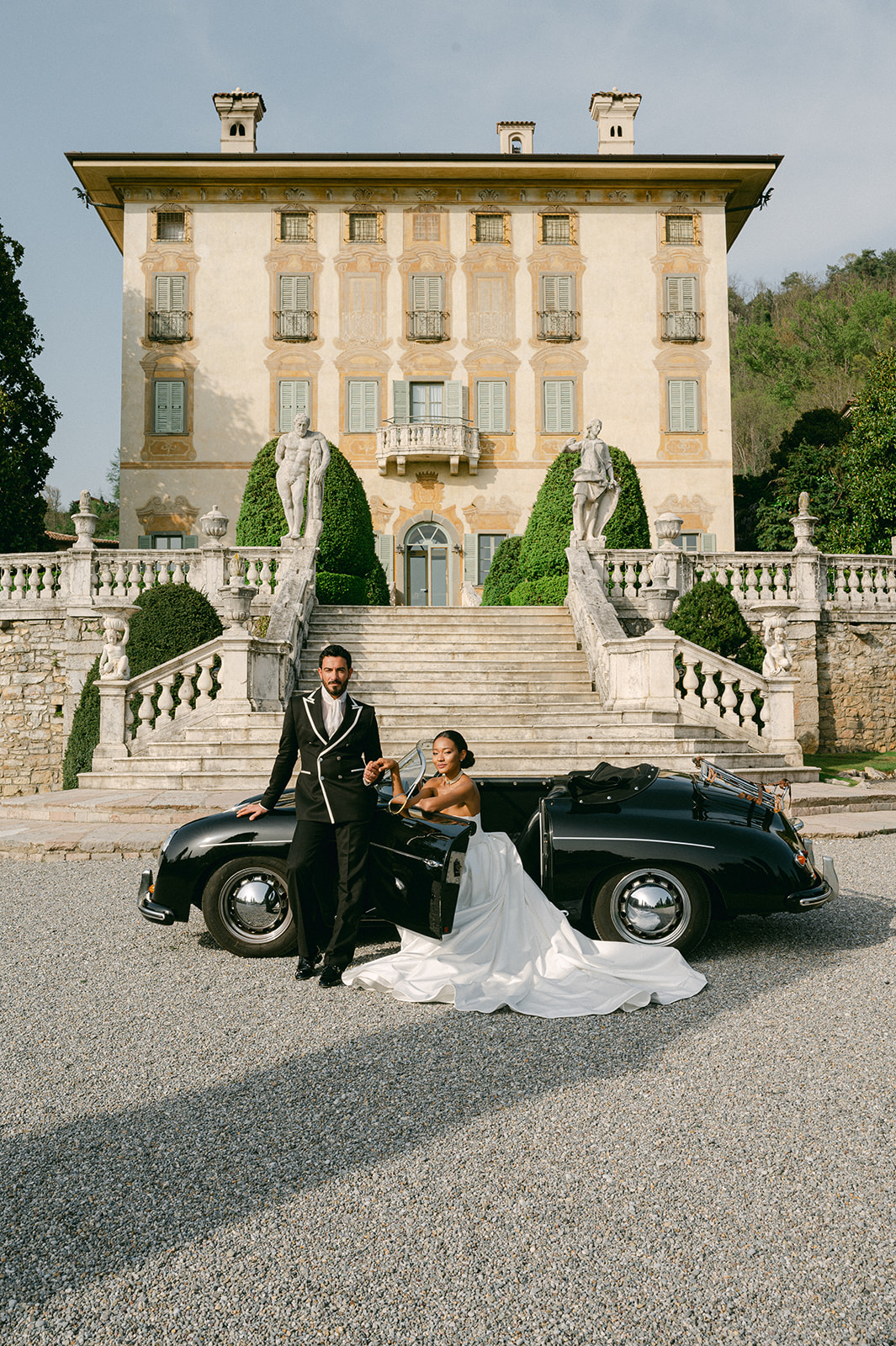 Villa Canton wedding bride and groom portraits with a vintage car. 