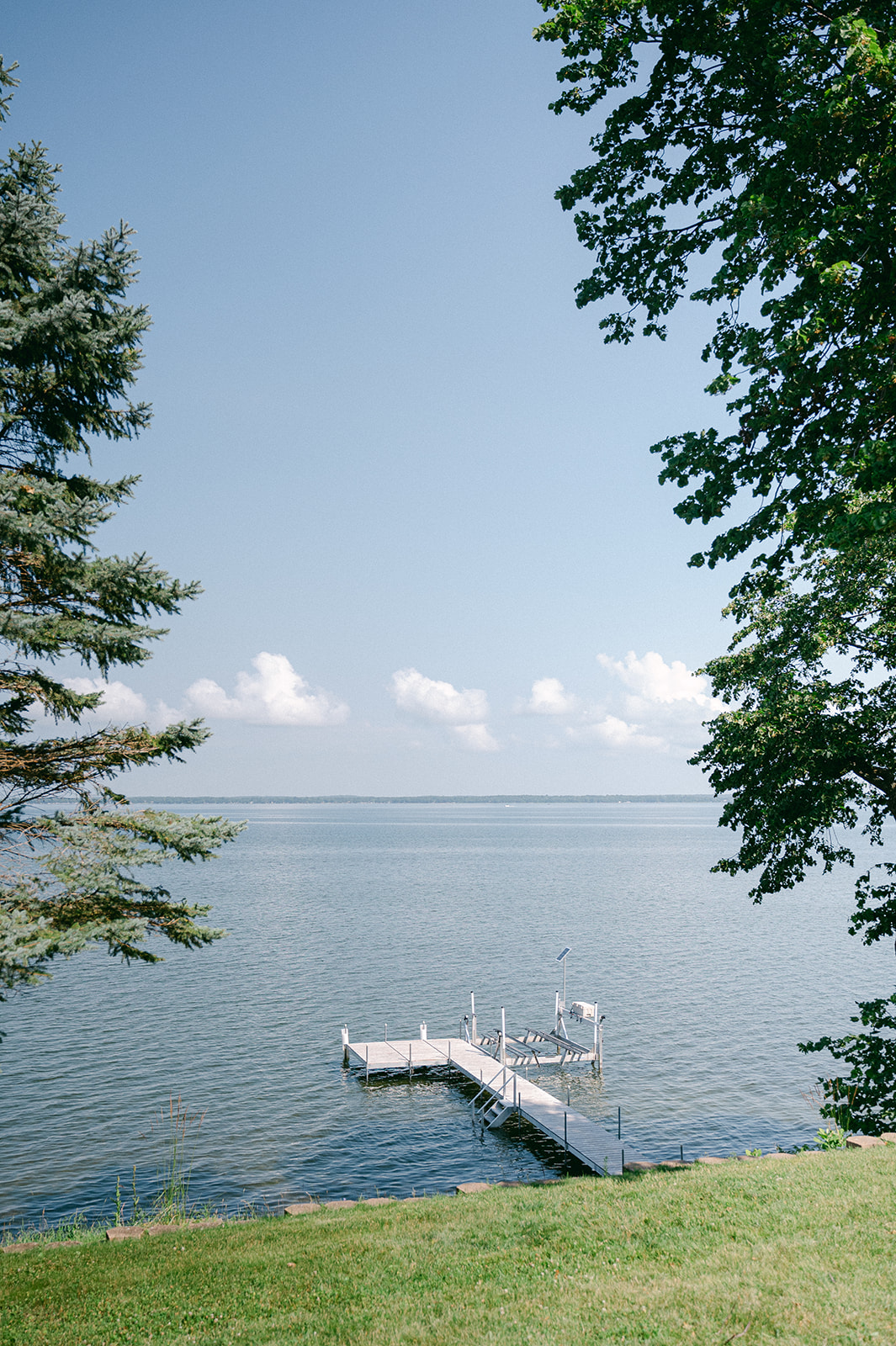 Battle Lake, Minnesota private estate wedding. 