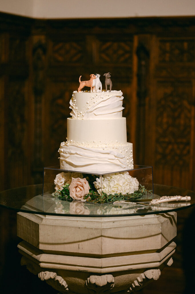 Include your dog into your wedding day with cake toppers! 