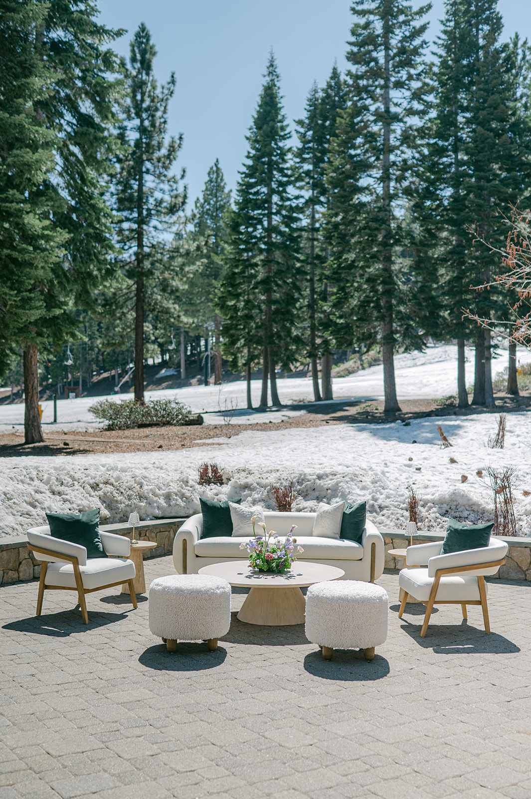 Lounge area at a luxury Lake Tahoe wedding at the Ritz-Carlton.