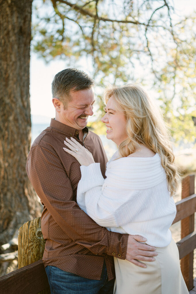 Fall engagement photo outfits for Lake Tahoe.