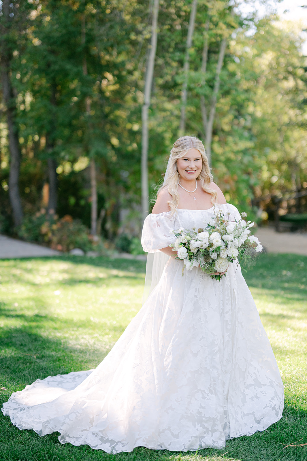 Bridal portraits at a North Lake Tahoe wedding.