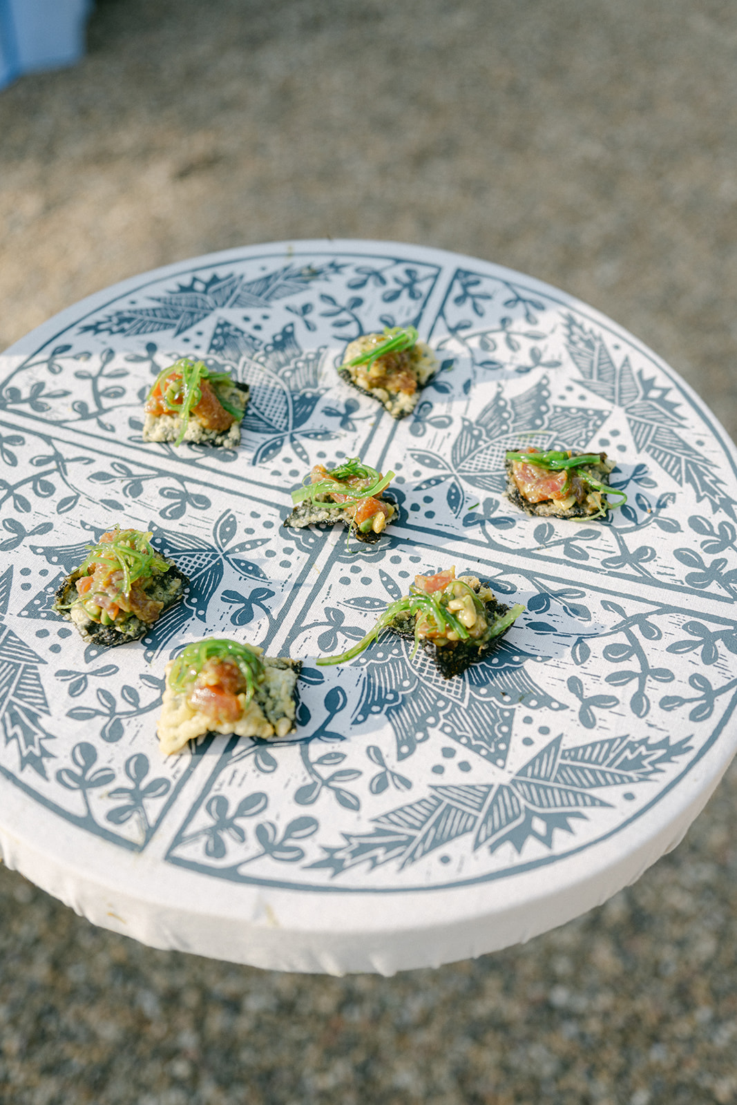 Cocktail hour appetizers during wedding.